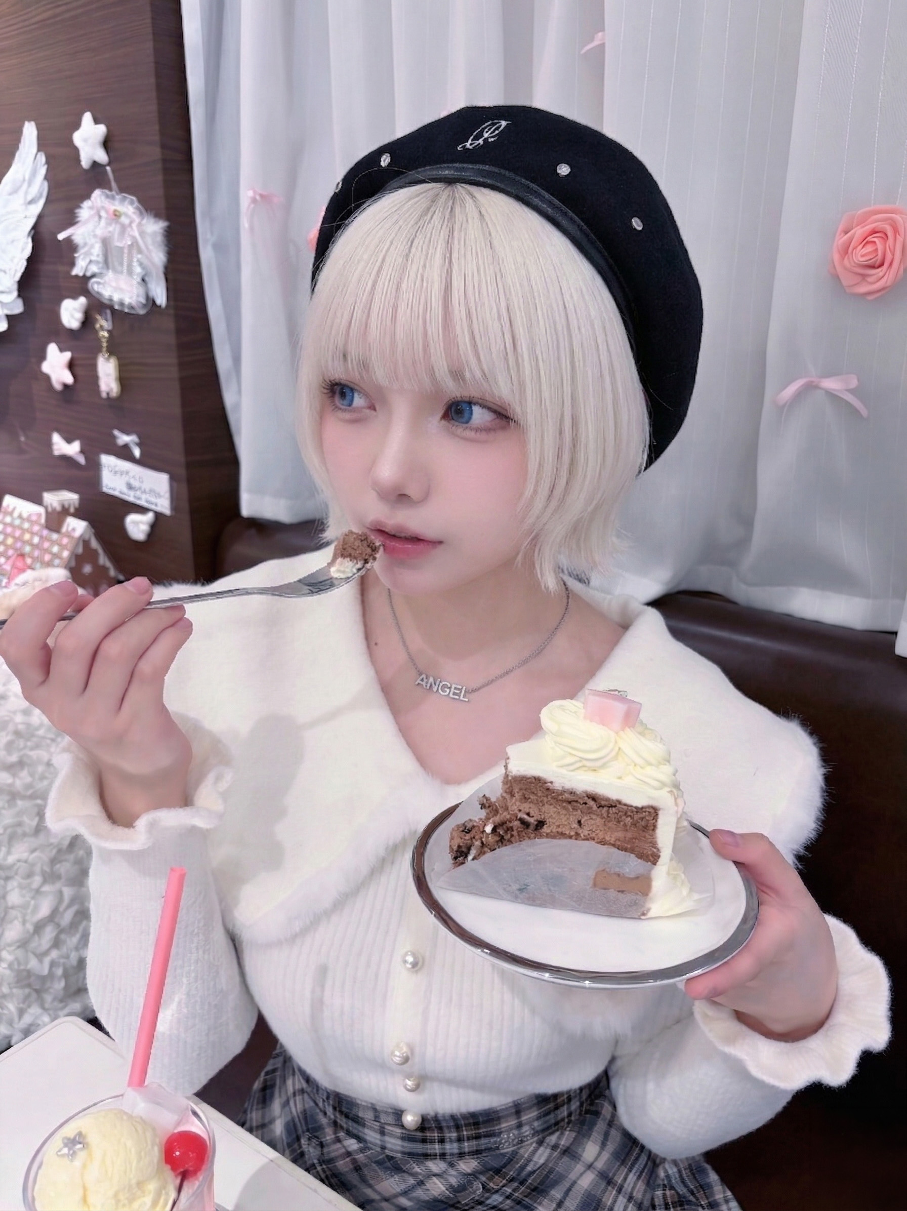 チョコレートケーキ